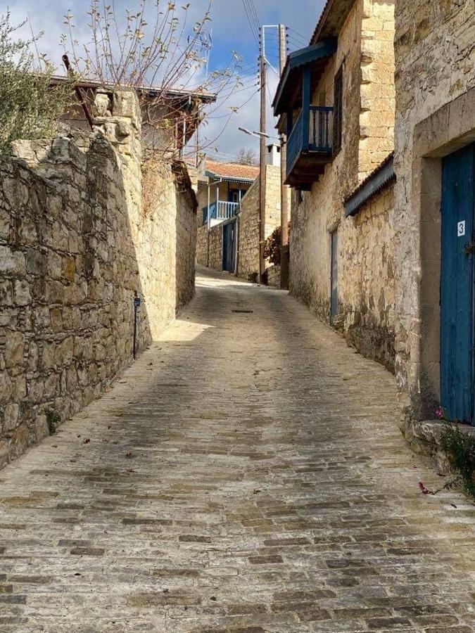 Thalassovouni Traditional House In The Center Of The Village Vouni Exterior photo